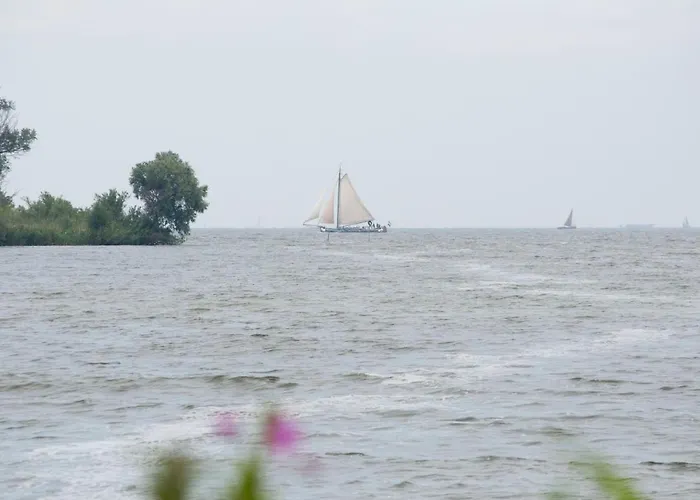 Oda ve Kahvaltı M&m Bed&bubbles 4*